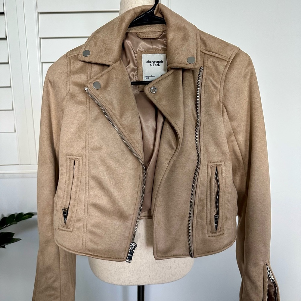 Abercrombie & Fitch Women's Tan Jacket